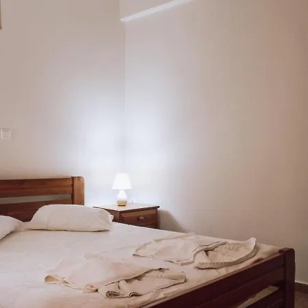 Chaniotis Home, In The Heart Of * Kinidaros